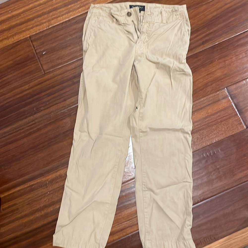 American eagle khaki jeans